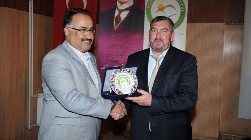 Iğdır &Uuml;niversitesi&rsquo;nde &ldquo;ığdır&rsquo;da Dini Hayat&rdquo; Konulu Panel Yapıldı