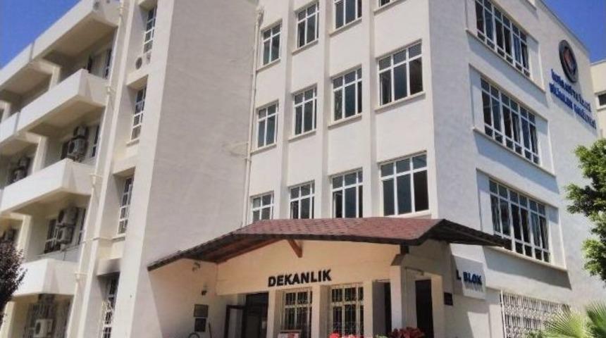 &Ccedil;&uuml;&rsquo;de Dekanlık Binasında Yangın