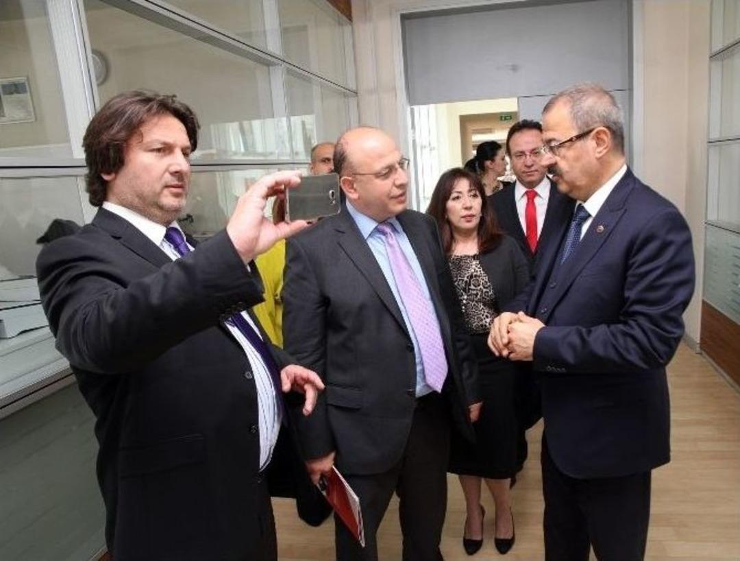 T&uuml;bitak Marmara Teknokent Genel M&uuml;d&uuml;r&uuml; Sanko Okullarında