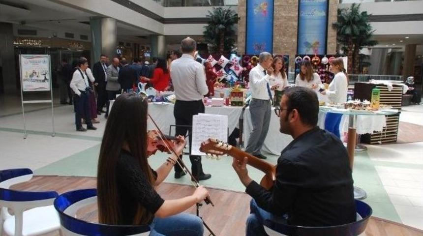 Toplum Ve Ruh Sağlığı Merkezi Hastalarından Sergi