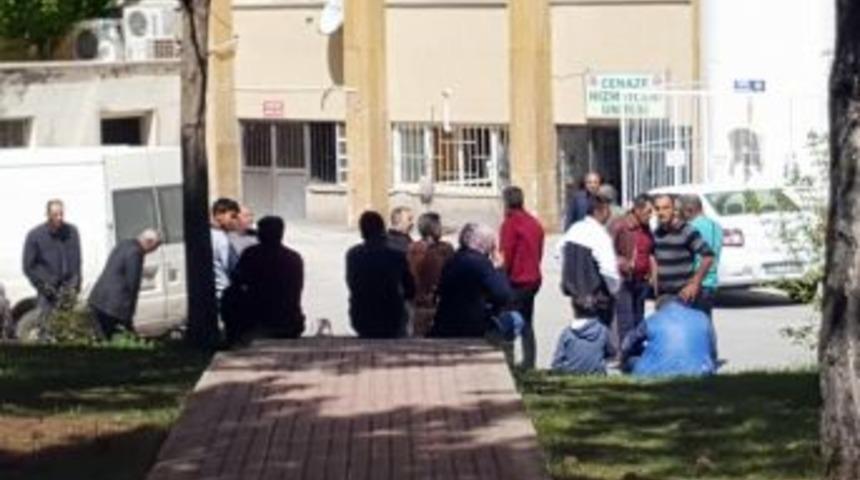 Sivas&rsquo;ta &Ccedil;atıdan D&uuml;şen İş&ccedil;i &Ouml;ld&uuml;