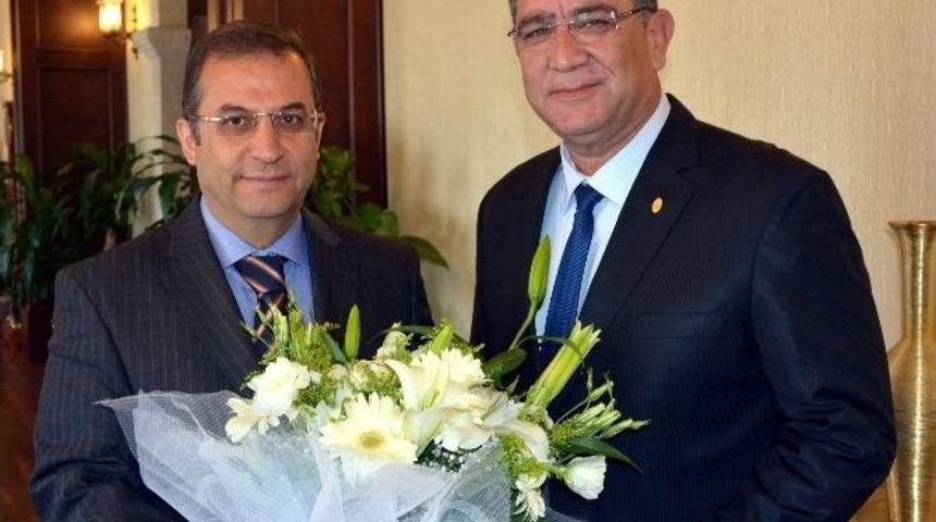 Aesob Başkanı&rsquo;nın İlk Ziyareti Antalya Valisi Muammer T&uuml;rker&rsquo;e