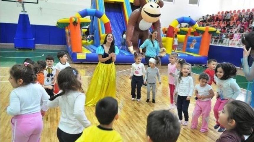 Minikler Sporu Eğlenerek &Ouml;ğreniyor