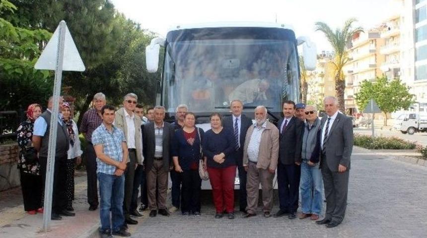 Didimli Zeytin &Uuml;reticileri Zeytin Fuarını Gezdi