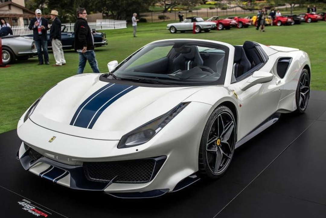 Ferrari 488 Pista Spider tanıtıldı 