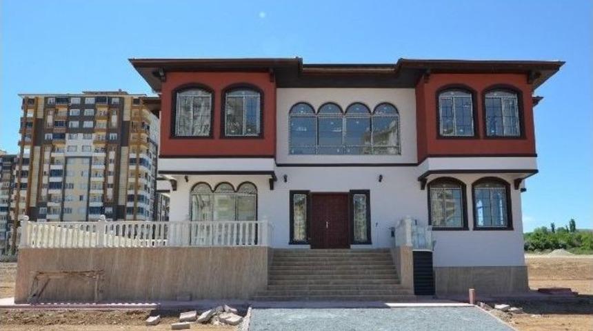 Yeşilyurt Belediyesi &ldquo;medeniyet Sanat Araştırmaları Merkezi&rdquo; Kurdu