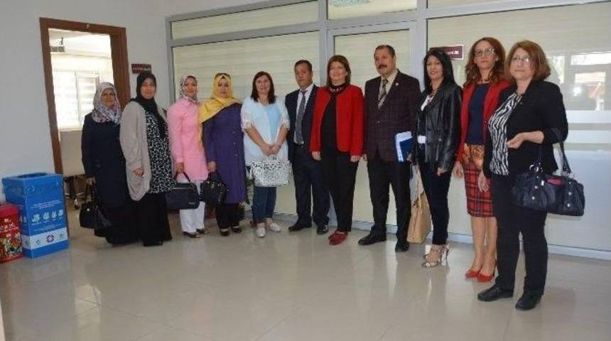 Yunusemre&rsquo;den Annelere &Ouml;zel Etkinlik