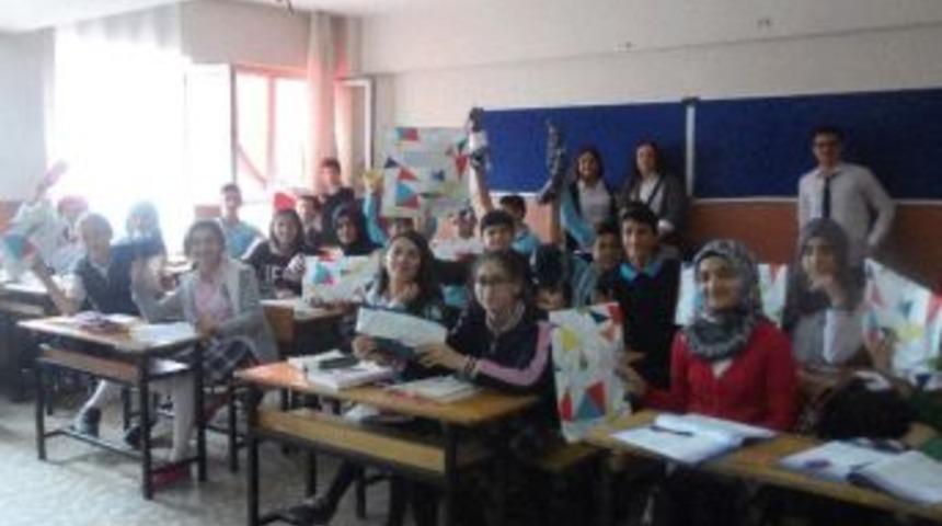 &rsquo;d&uuml;şler Ger&ccedil;ek Oldu&rsquo; Projesiyle Bin 400 &Ouml;ğrenciye Yardım Eli Uzatıldı