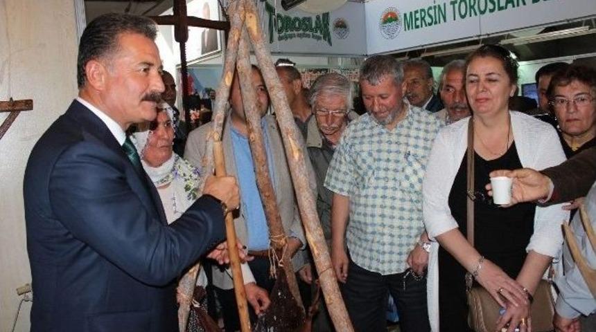 Toroslar Belediyesi&rsquo;nin Ankara&rsquo;daki Standına Yoğun İlgi