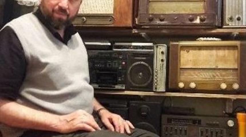 Nostaljik Radyo Merakı Koleksiyon Sahibi Yaptı