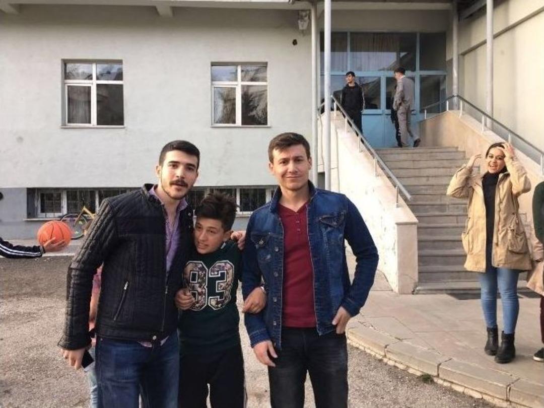 Ziraat Fak&uuml;ltesi &Ouml;ğrencilerinden Atat&uuml;rk Yetiştirme Yurdu&rsquo;na Anlamlı Ziyaret