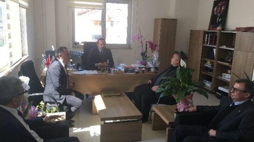 Boz&uuml;y&uuml;k Tso Y&ouml;neticileri Meslek Y&uuml;ksekokulunu Ziyaret Etti