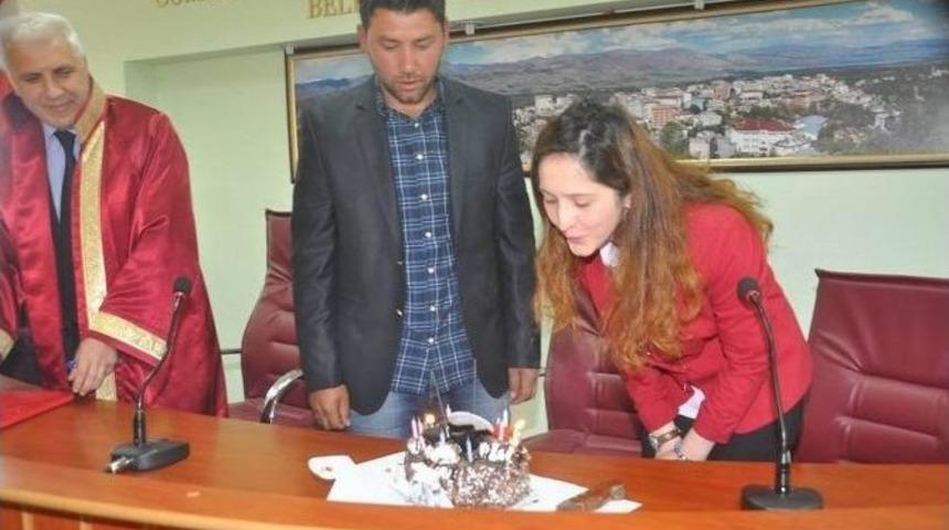 Damattan Geline Doğum G&uuml;n&uuml;nde Nikah S&uuml;rprizi