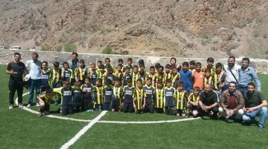 Van Fenerbah&ccedil;e Futbol Okulu &Ccedil;atak&rsquo;ta