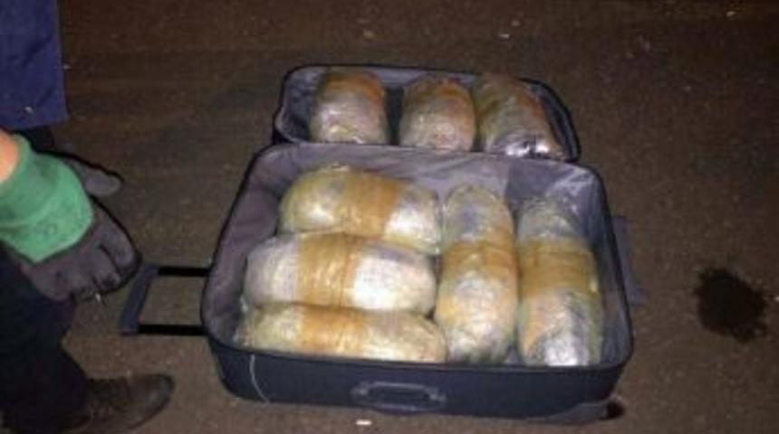 Şanlıurfa&rsquo;da 27 Kilo Esrar Ele Ge&ccedil;irildi