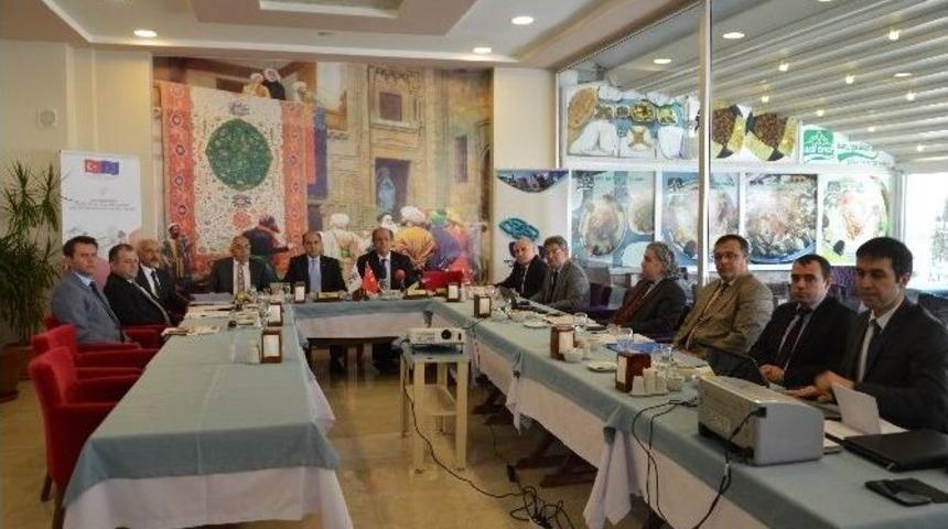 Oka Y&ouml;netimi &Ccedil;orum&rsquo;da Toplandı