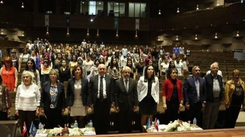 Gaziantep&rsquo;te Biyolojik Ritim Ve Beslenme Konulu Konferans