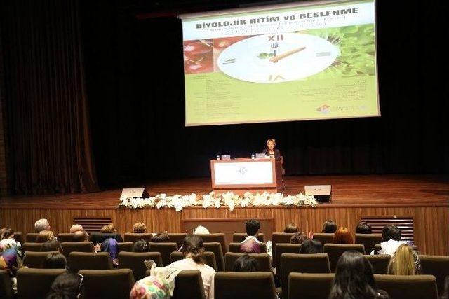 Gaziantep’te Biyolojik Ritim Ve Beslenme Konulu Konferans