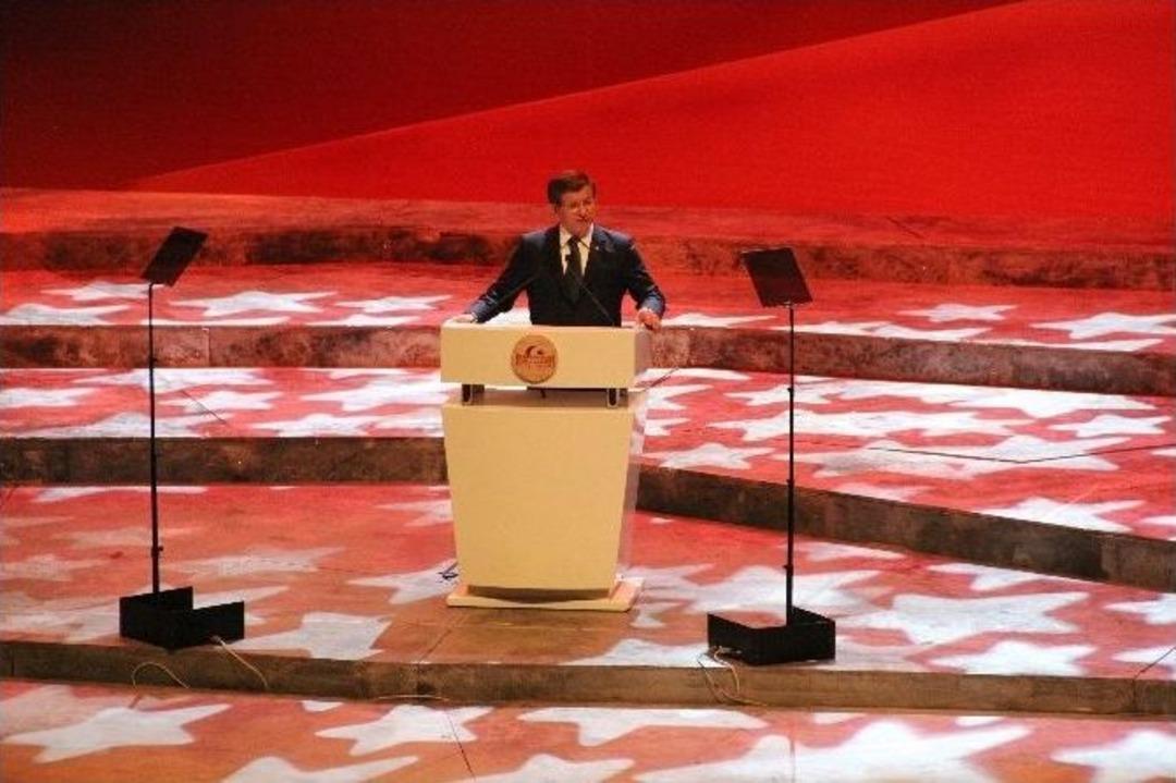 Davutoğlu: "kut&uuml;&rsquo;l - Amare&rsquo;yi Yeniden Hem De Devlet T&ouml;reniyle Kutluyoruz"
