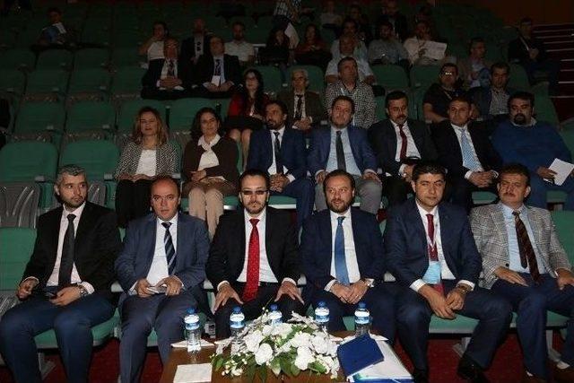 Adü ’3. Ulusal Meslek Yüksekokulları Sosyal Ve Teknik Bilimler’ Konferansına Ev Sahipliği Yapıyor