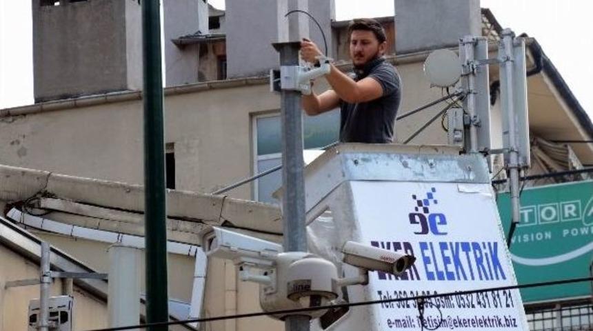 Canlı Bomba Patladı, Mobese Sayısı 2 Bin 500&rsquo;e &Ccedil;ıkarılıyor