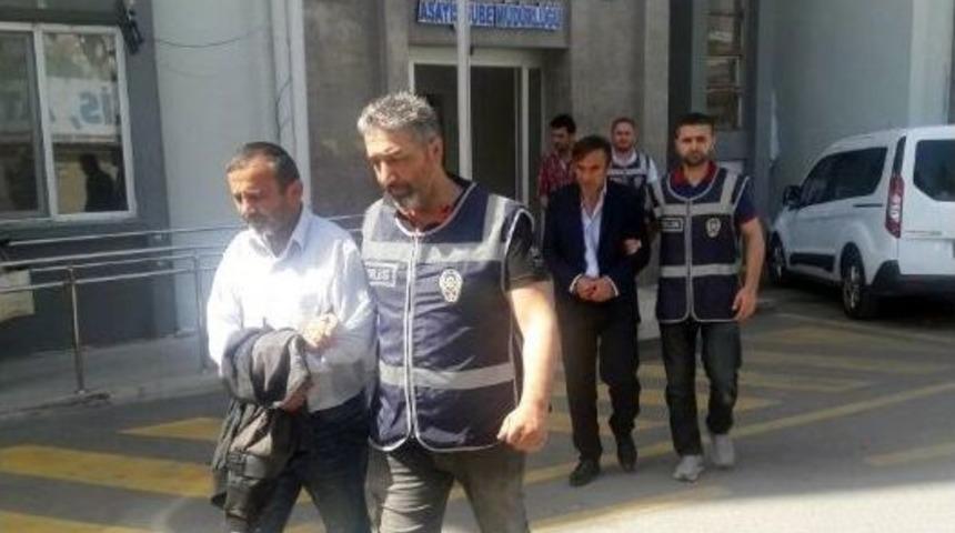 Ankara&rsquo;dan İzmir&rsquo;e Define İ&ccedil;in Geldiler, Defineyi Bulmadan Birbirlerine Girdiler