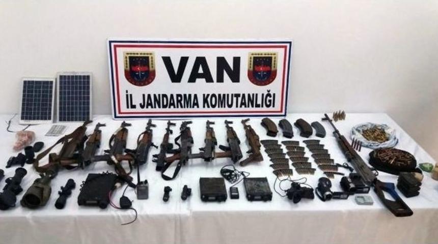 Pkk&rsquo;nın Başkale İl&ccedil;esindeki Cephaneliği Ele Ge&ccedil;irildi