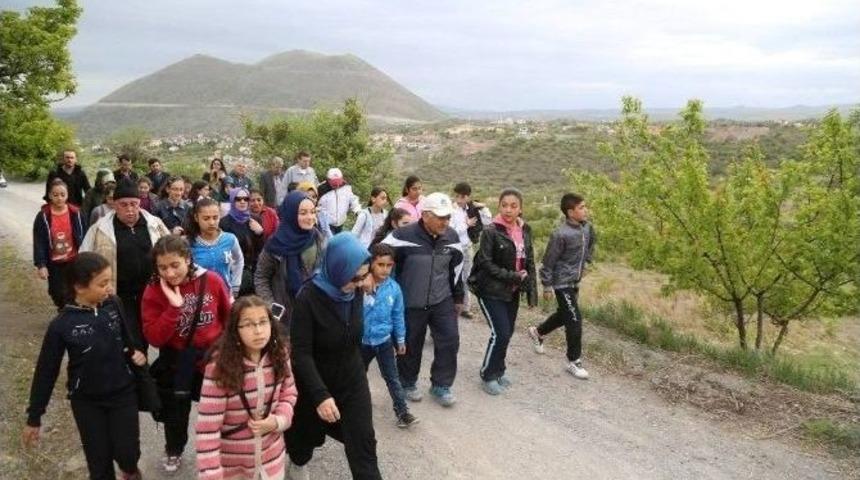Melikgazi Belediyesi &Ccedil;ocuk Meclis &Uuml;yeleri Kızıltepe&rsquo;de Sabah Sporuna &Ccedil;ıktı