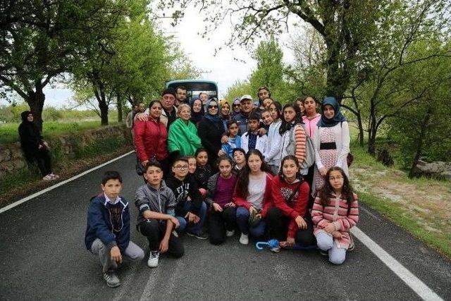 Melikgazi Belediyesi Çocuk Meclis Üyeleri Kızıltepe’de Sabah Sporuna Çıktı