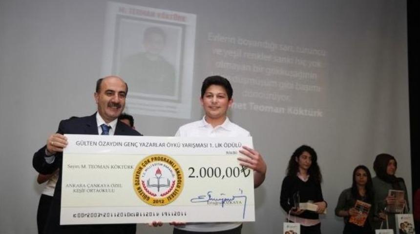 T&uuml;rkiye&rsquo;nin Gen&ccedil; Yazarları &Ouml;d&uuml;llendirildi