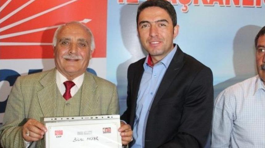 Chp İl Başkan Enver Kiraz Emektarlara Onur Belgesi Verdi