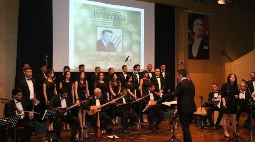 &Ouml;zay G&ouml;nl&uuml;m T&uuml;rk&uuml;leri İle Anıldı