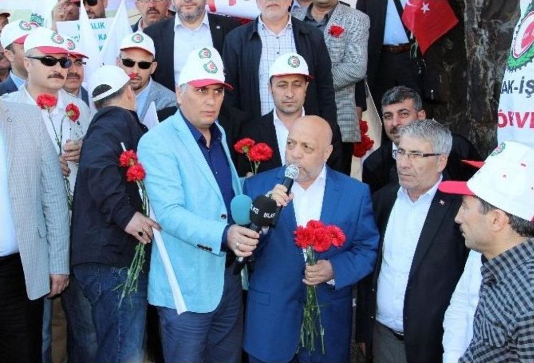 Hak-iş, Kazancı Yokuşu&rsquo;na Karanfil Bıraktı