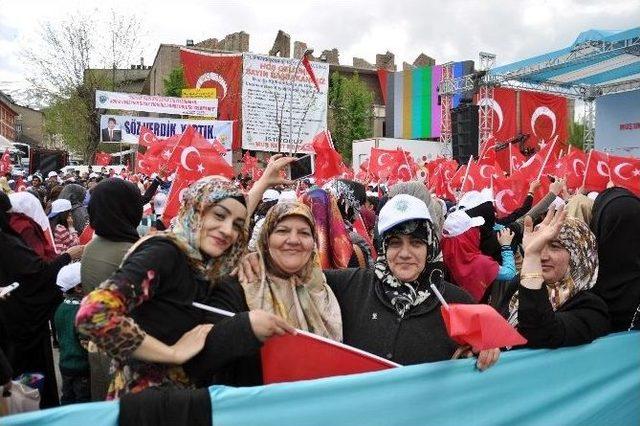 Muş, Başbakan’ı Bekliyor