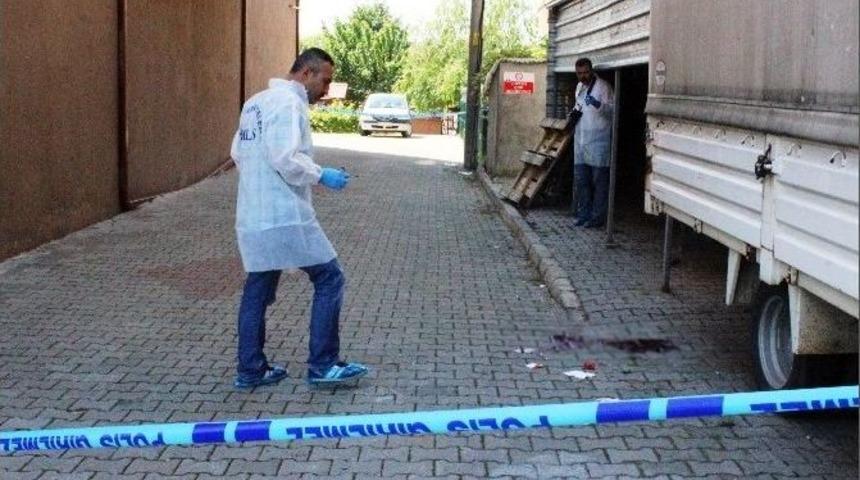 D&uuml;ğ&uuml;nevinde Eşinin Amcasını &Ouml;ld&uuml;rd&uuml;