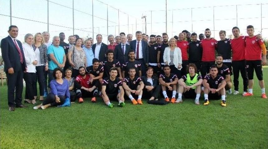 Cumhuriyet Halk Partisi&rsquo;nden Adanaspor&rsquo;a Ziyaret