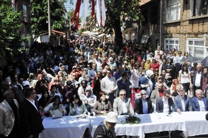 Akçakocalı Kadınlar, Dünya Barışı İçin 2 Rekor Birden Kırdı G2