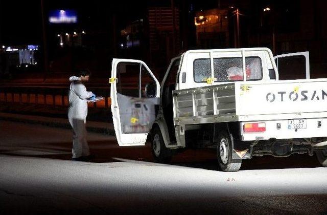 Amcasını Yaraladı, Kaçarken Amcaoğulları Tarafından Öldürüldü