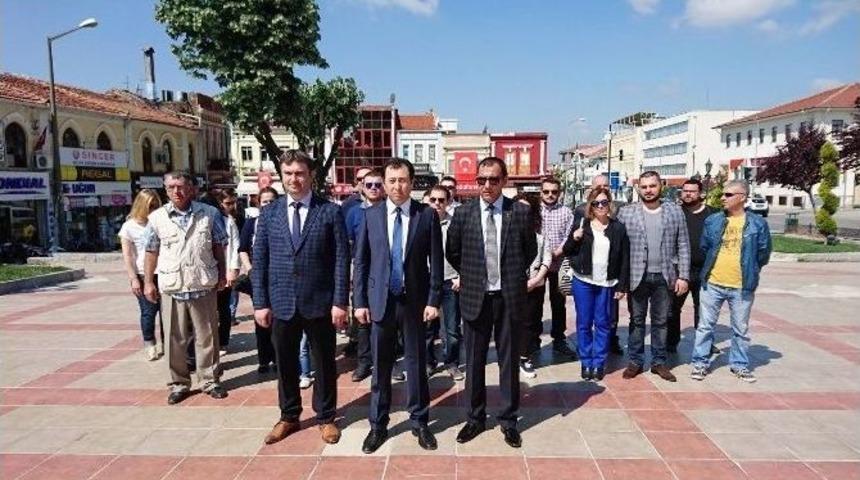 Veteriner Hekimler G&uuml;n&uuml; T&ouml;renle Kutlandı