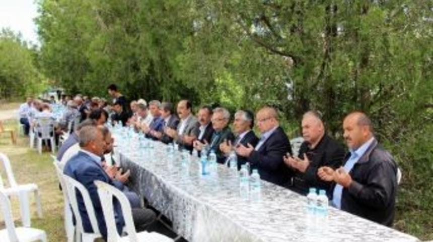 Germece K&ouml;y&uuml;nde Yağmur Duası