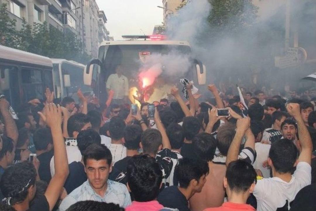 Manisa&rsquo;da Şampiyonluk Kutlamaları