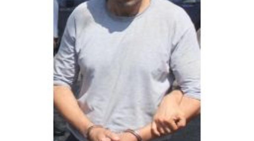 Evinde 20 Liraya Fuhuş Yaptırdı