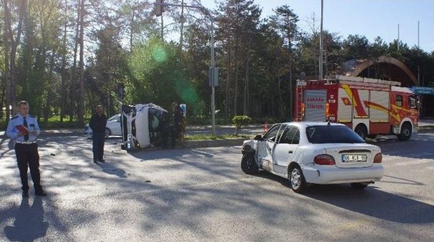 Ankara&rsquo;da Trafik Kazası: 4 Yaralı