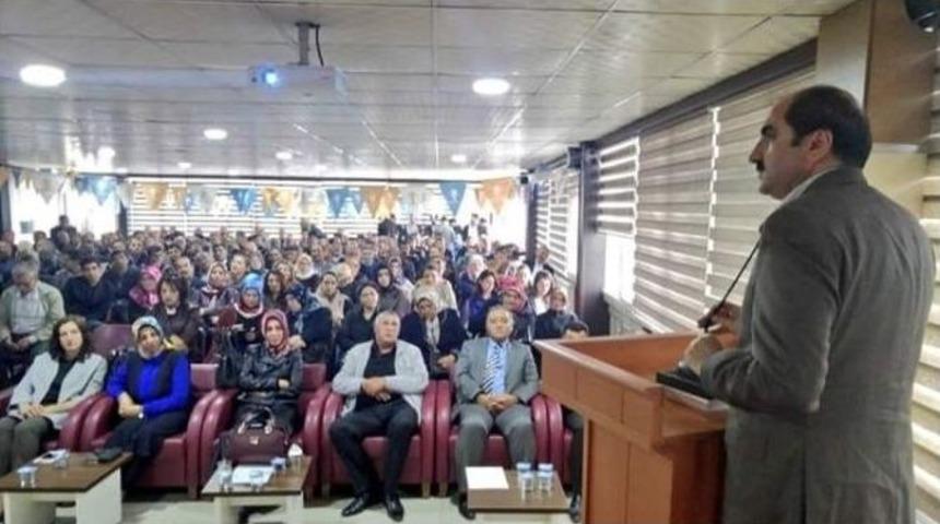 Tuşba Danışma Meclisi Toplantısında Konuşan Soğanda;