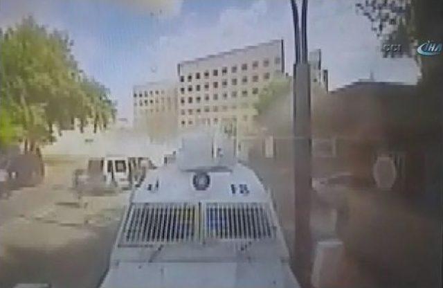 Gaziantep&rsquo;teki Patlama Anı Kameralara Yansıdı 2