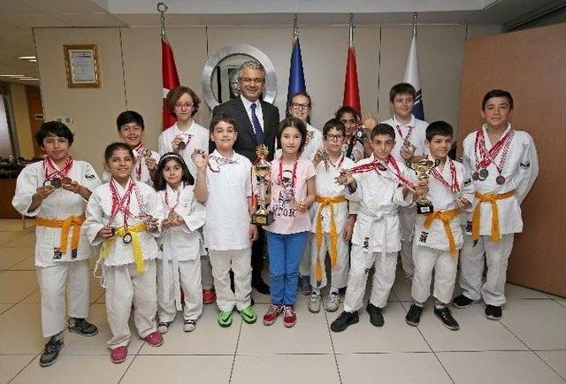 Sporda Karşıyaka Farkı 1