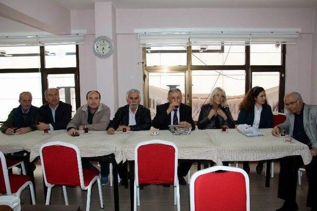 Prof. Dr. Menek, Kanada&rsquo;daki İzlenimlerini Bilim Konferansı&rsquo;nda Anlattı 1