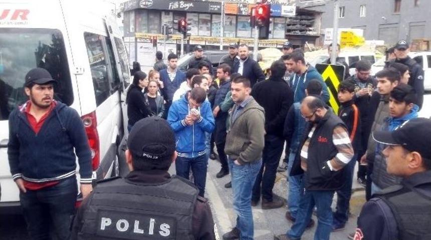 (&ouml;zel Haber) G&ouml;zaltına Alınmayı Beklerken Selfie &Ccedil;ektiler