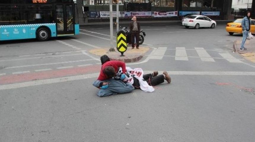 Mecidik&ouml;y&rsquo;de Pankart A&ccedil;an 2 Kişi G&ouml;zaltına Alındı