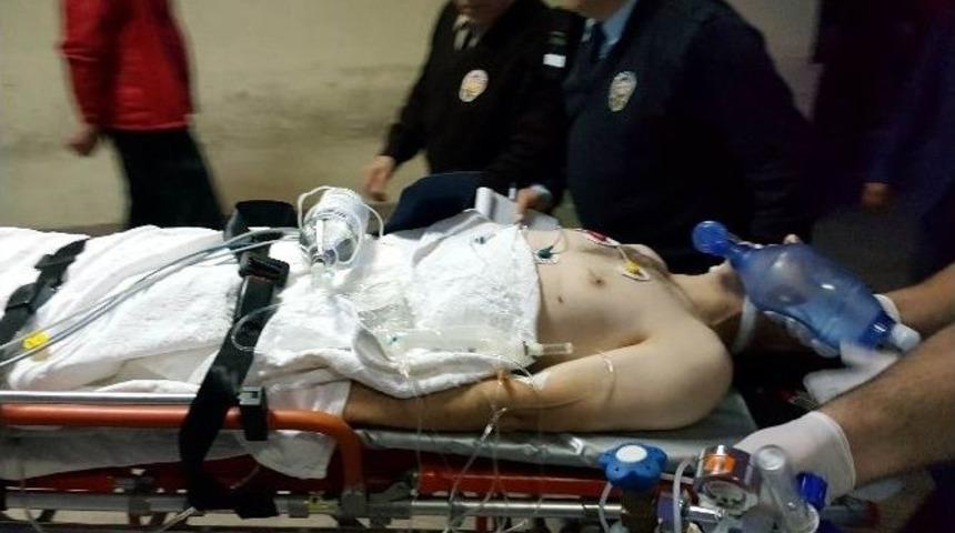 Samsun&rsquo;da Barda Hesap Kavgası: 2&rsquo;i Ağır 4 Yaralı
